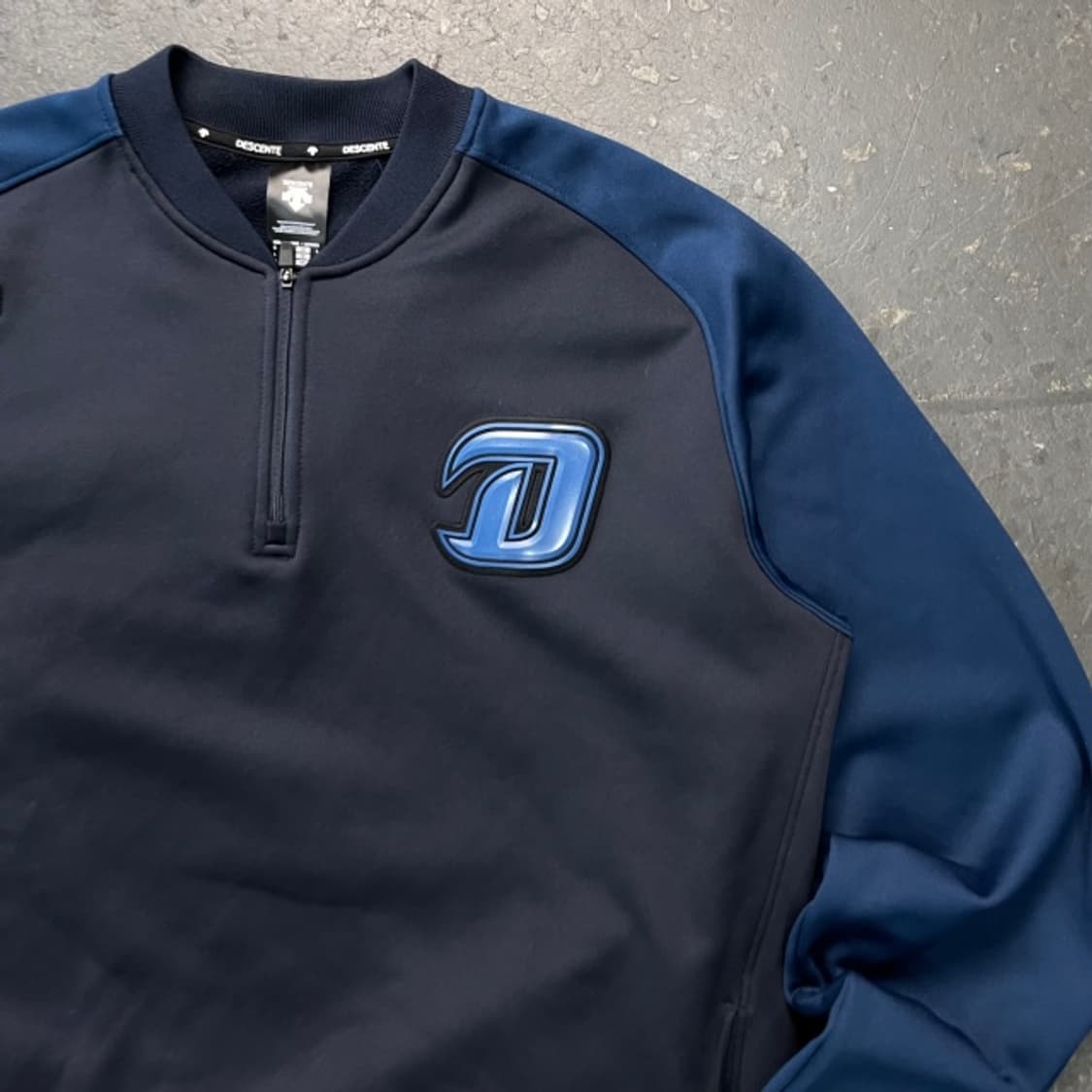 100 데상트 NC다이노스 웜업  상품이미지2