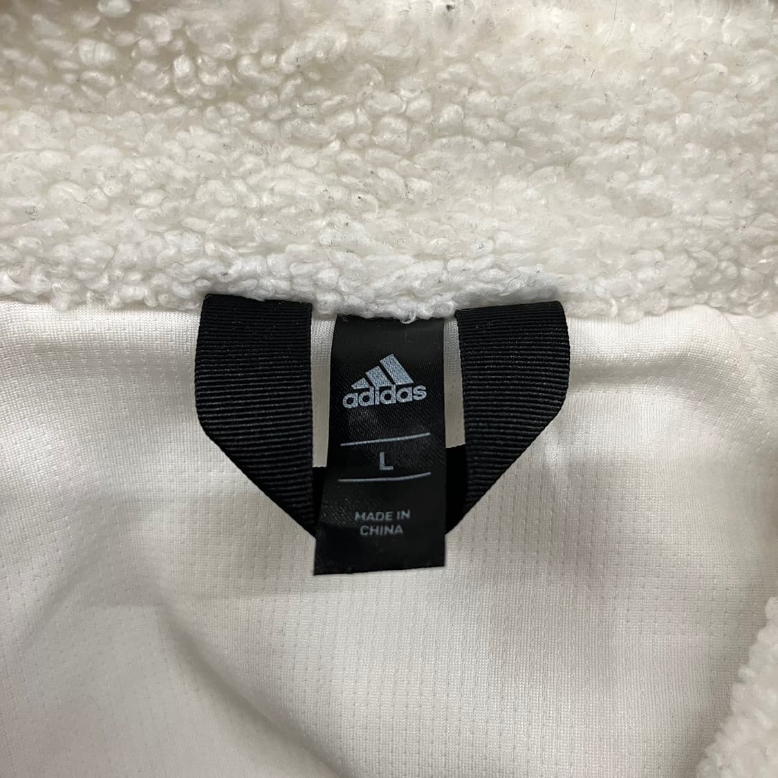 아디다스 화이트 후리스  상품이미지5