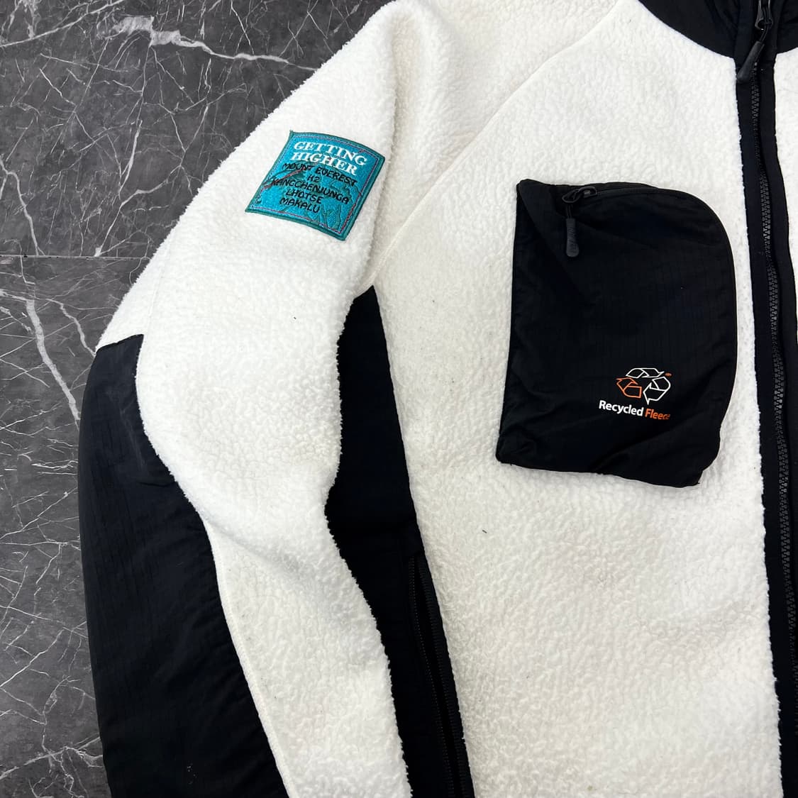 팔라스 Polartec go-go 플리스 집업 자켓 화이트 블랙 상품이미지9