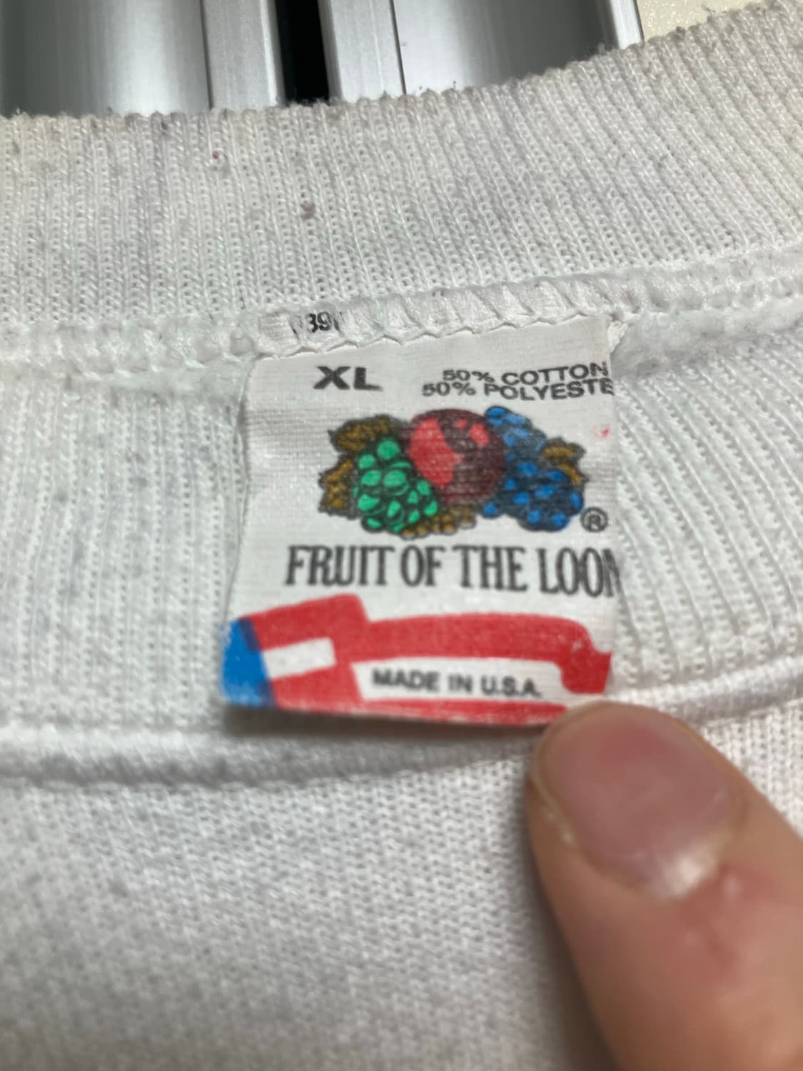 [3장가격] 빈티지 프룻오브룸 맨투맨, 유니클로 니트,영국군 셔츠 상품이미지2