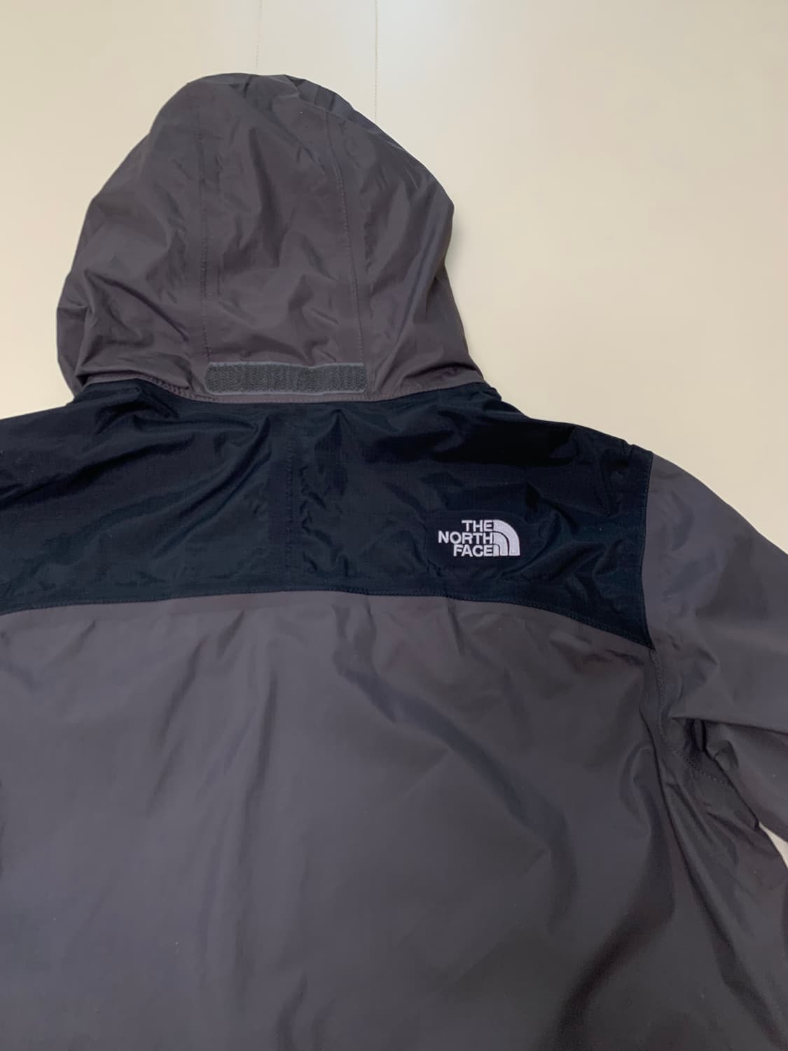 노스페이스 재킷 키즈 XL 18/20 그레이 하이벤트 바람막이 상품이미지3