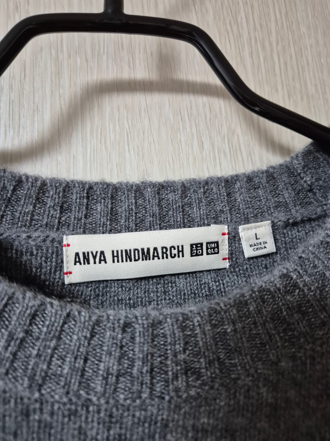 유니클로 안야힌드마치  캐시미어 크루넥 스웨터 캐시니트 라지 상품이미지8