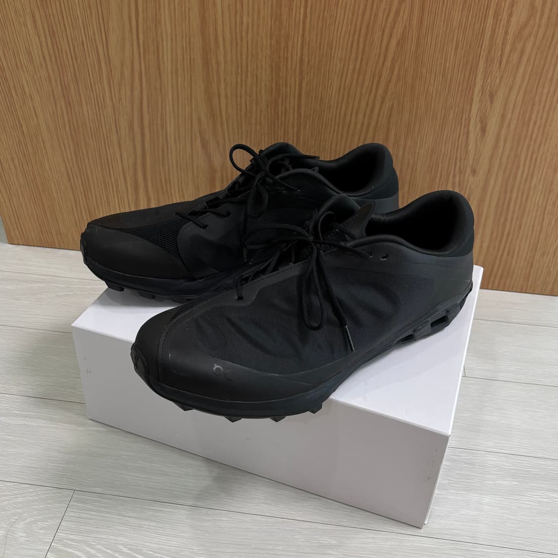 (290) 온 러닝 파프 클라우드벤쳐 블랙 상품이미지1