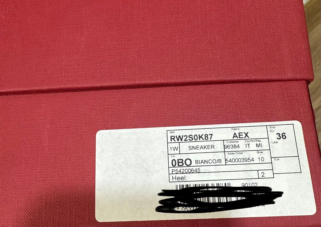 발렌티노 락스터드 스니커즈 36 상품이미지5