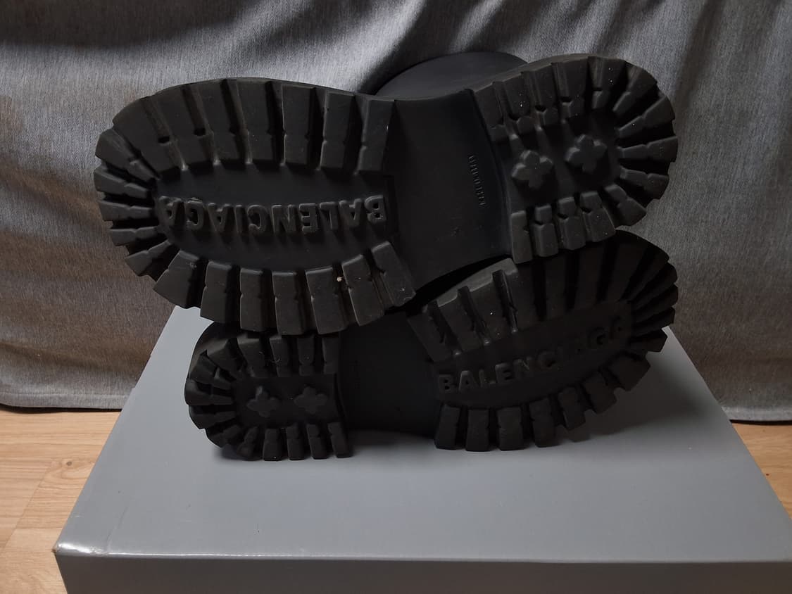 발렌시아가 스테로이드 부티 상품이미지4