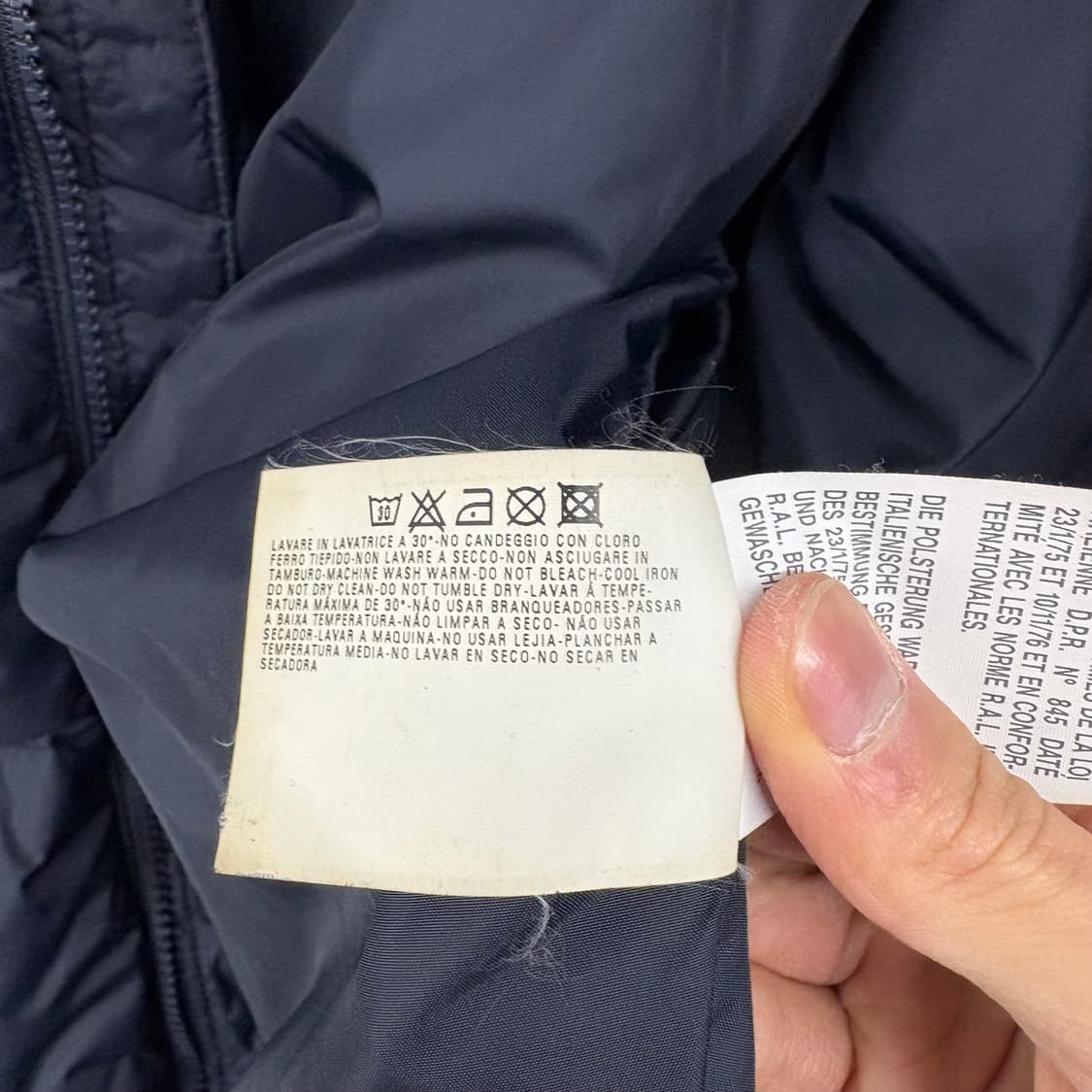 아르마니 네이비 패딩 자켓 남/XL 상품이미지7