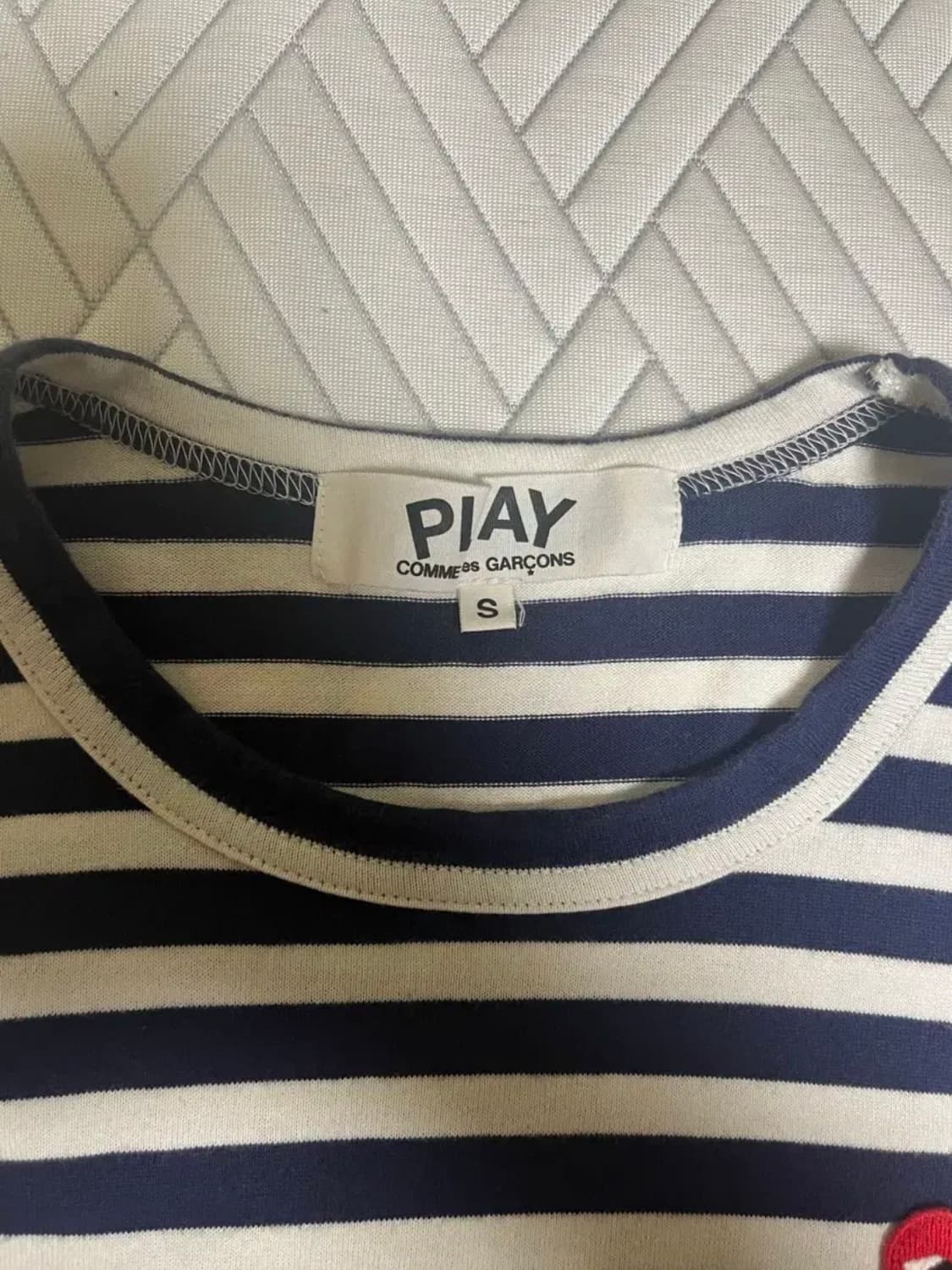 꼼데가르송 스트라이프 긴팔티셔츠 네이비 상품이미지3