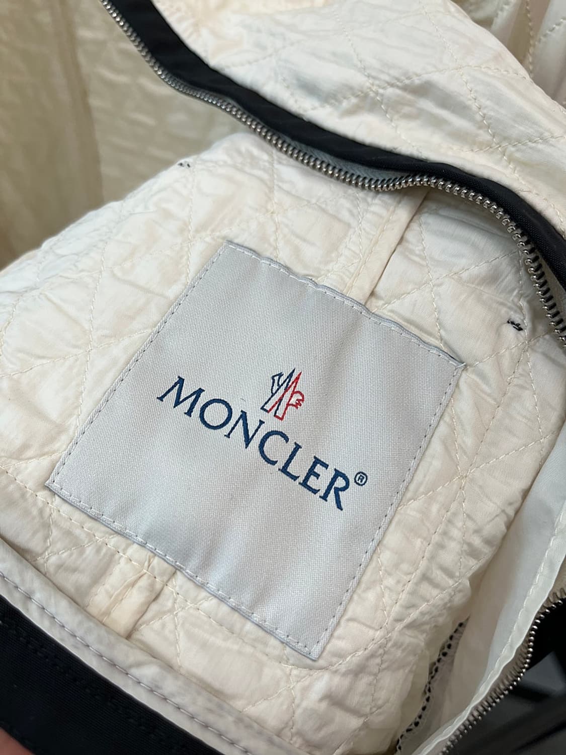 여) 몽클레어 퀼팅 숏자켓  상품이미지8