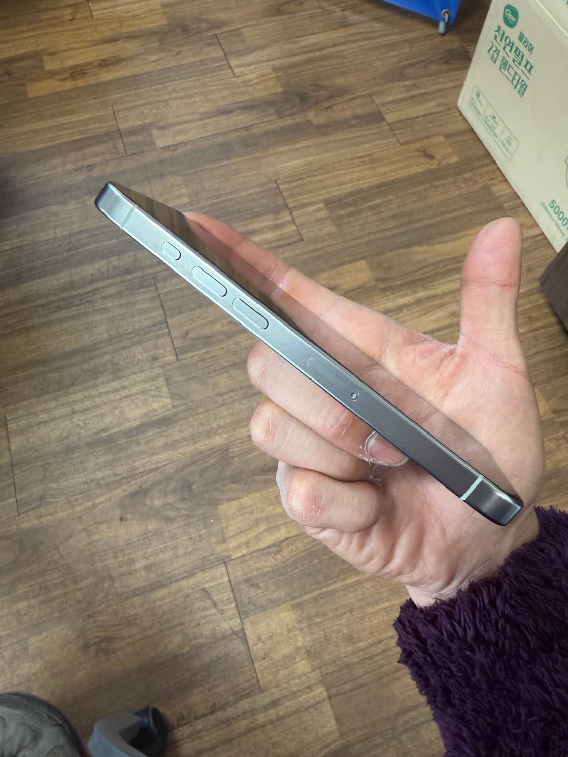 아이폰 15 pro 256기가 화이트티타늄  상품이미지4