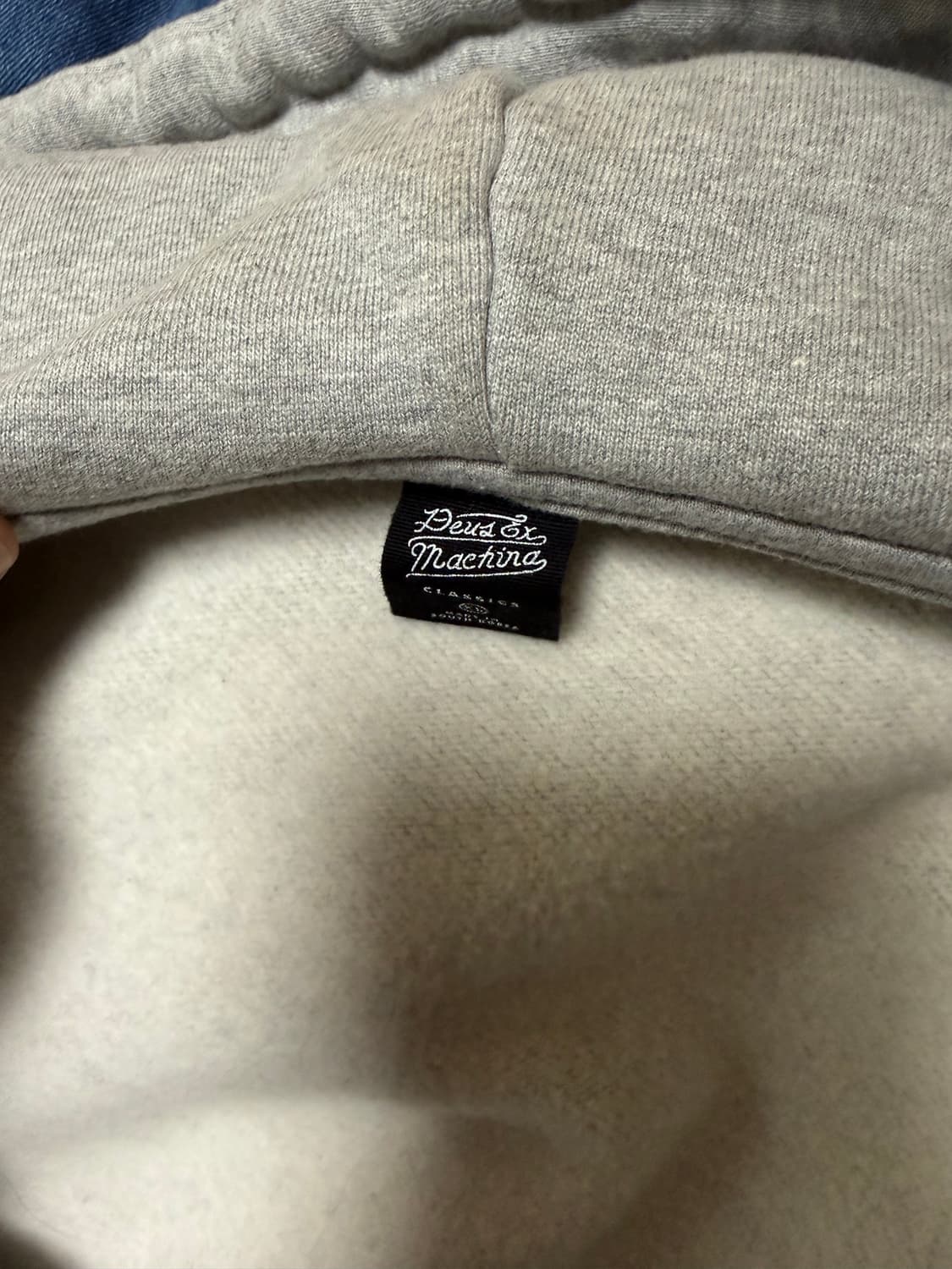 (XL)데우스 엑스 마키나 서울 컬리지 후드 집업 그레이 상품이미지5