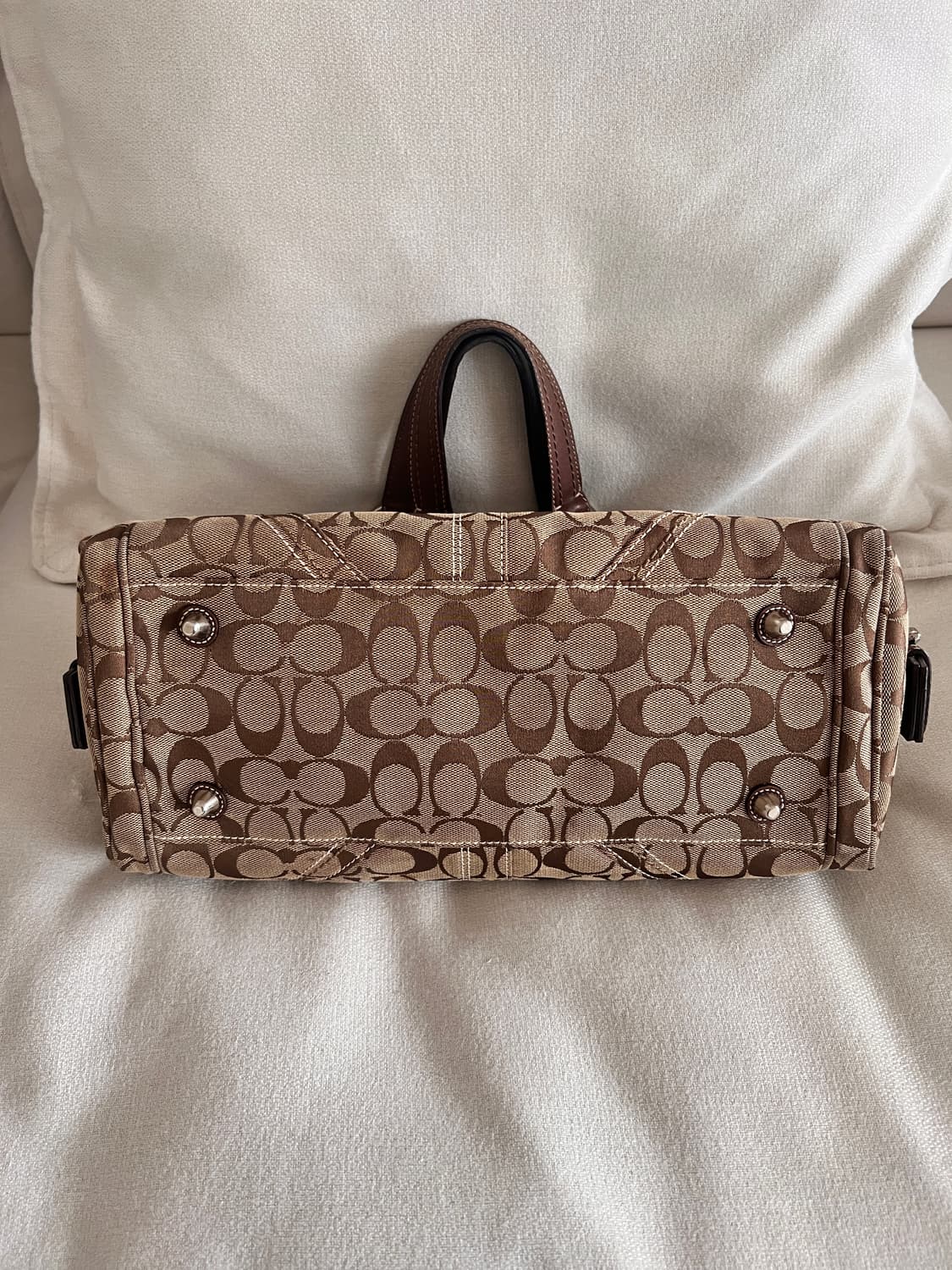 코치 시그니처 패브릭 숄더백 상품이미지5