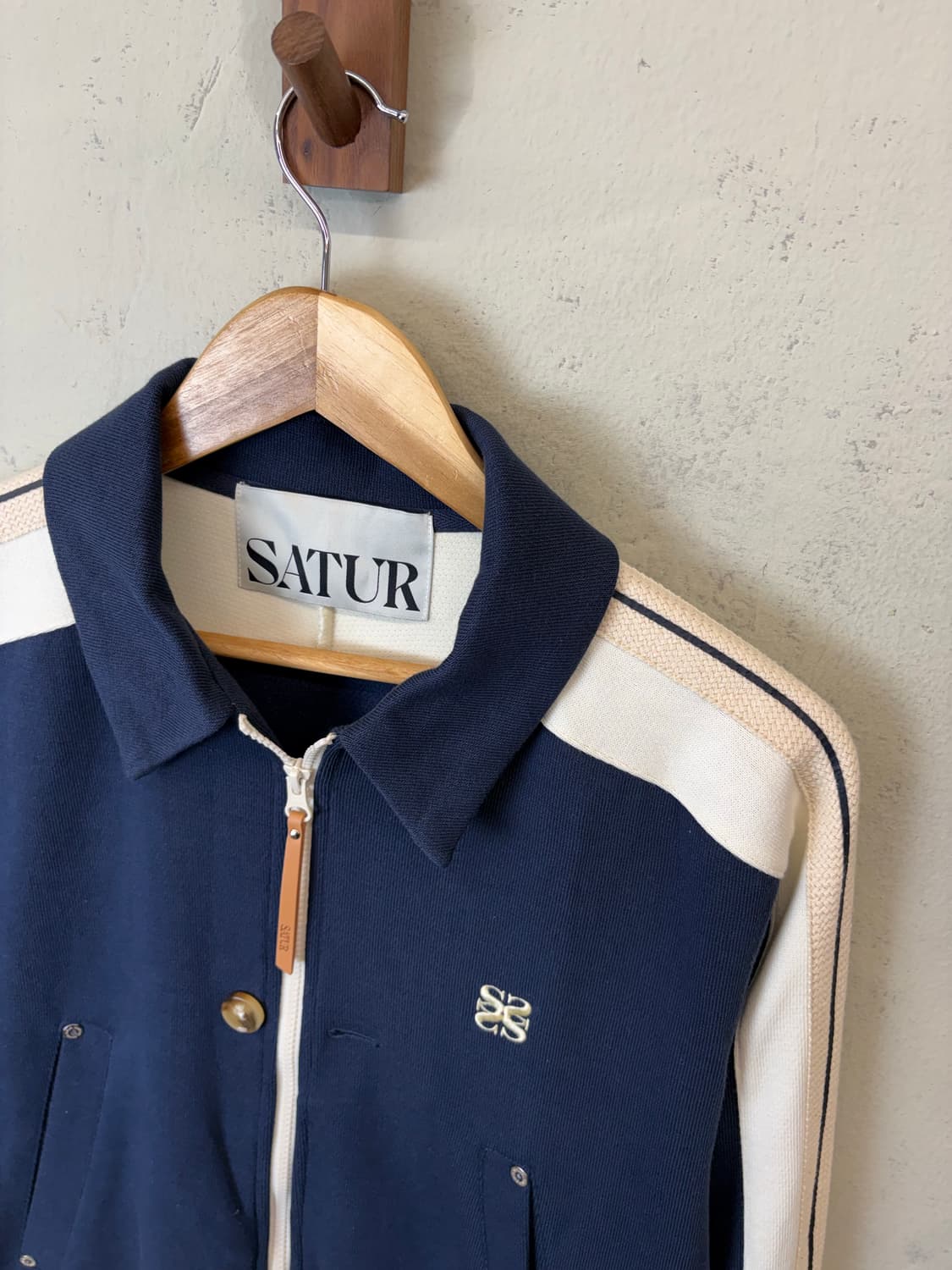 SATUR 세터 로턴 카라 트랙 집업 자켓 클래식 네이비 상품이미지5