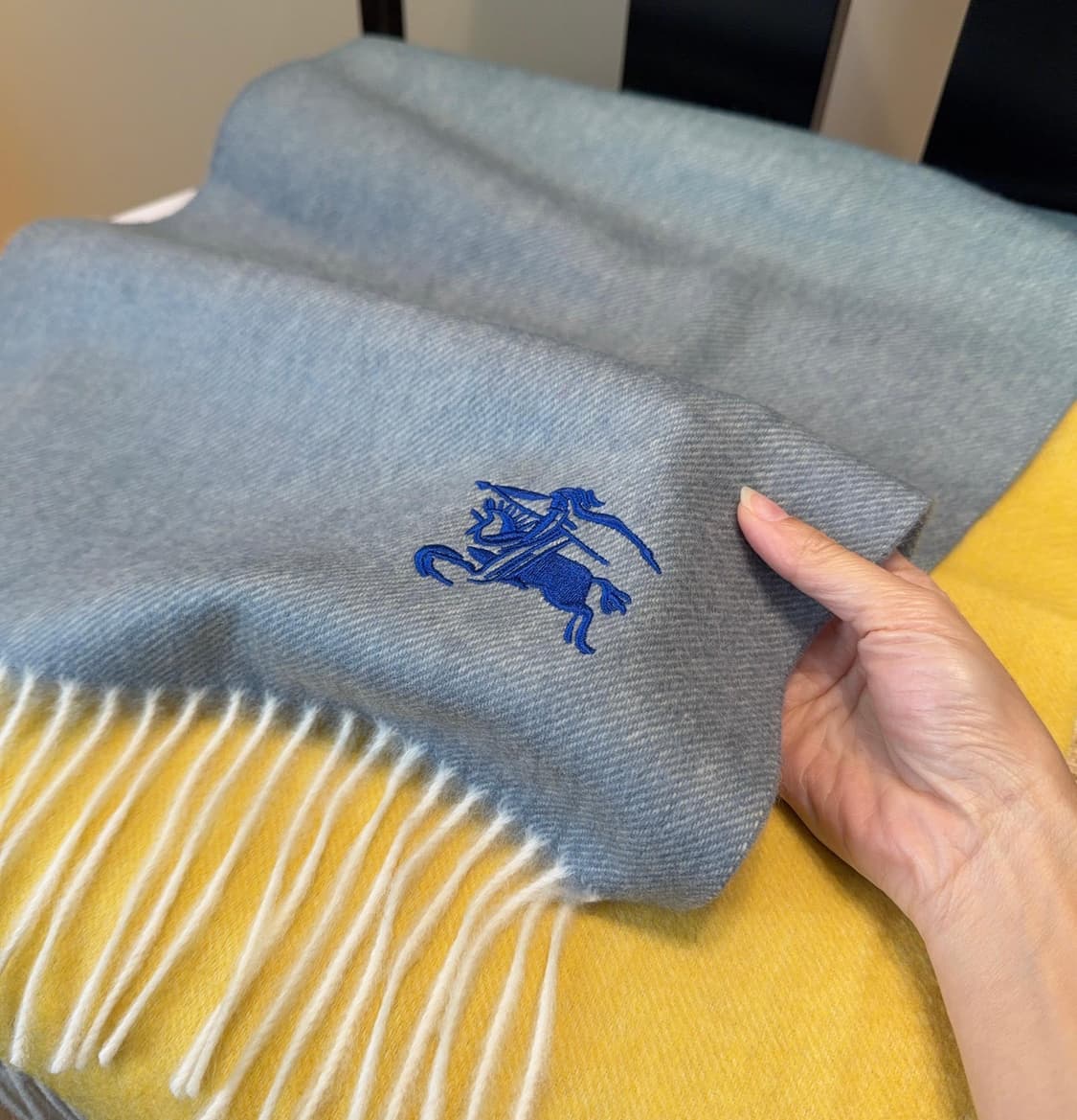 버버리 리버서블 스카프 100% 램스울
 상품이미지4