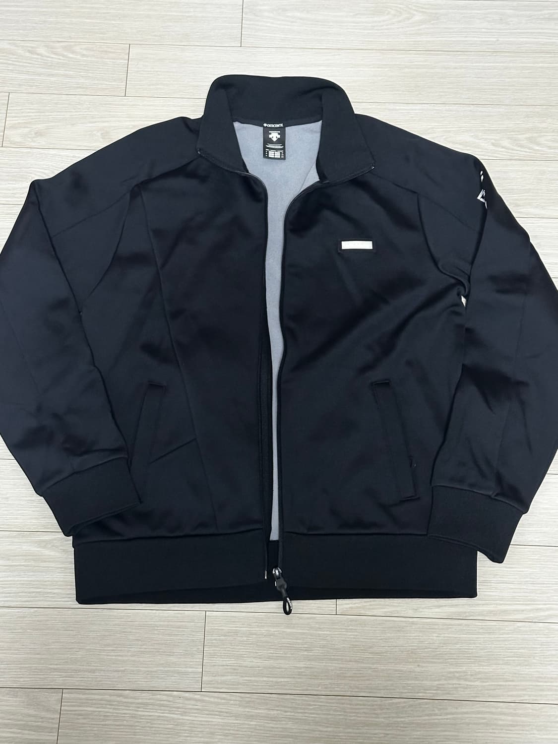 Descente 져지 상품이미지1