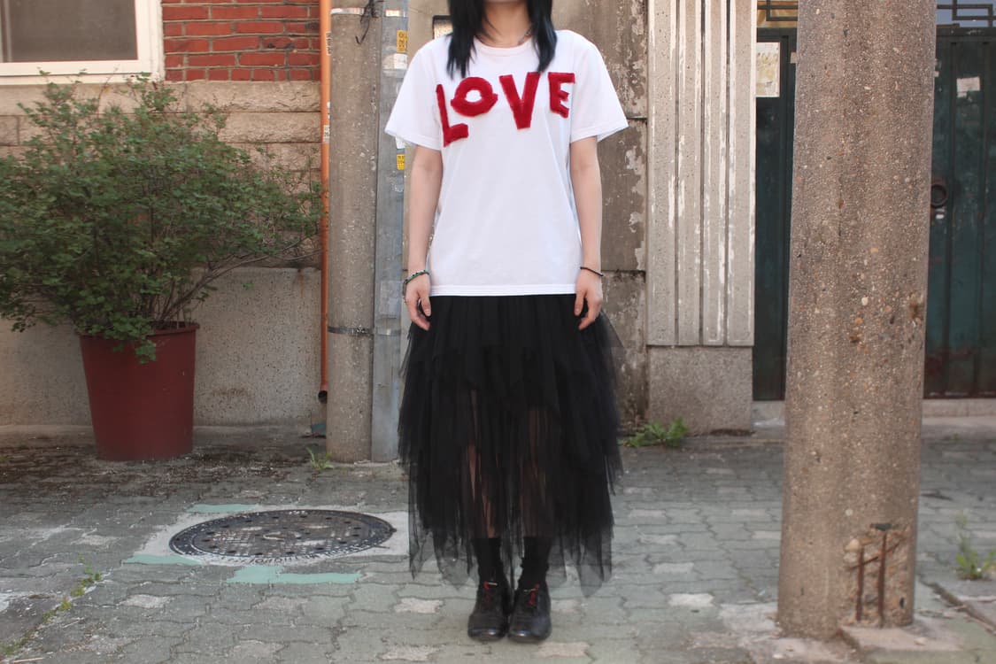 Moncler Genius “LOVE” T-shirt 상품이미지3