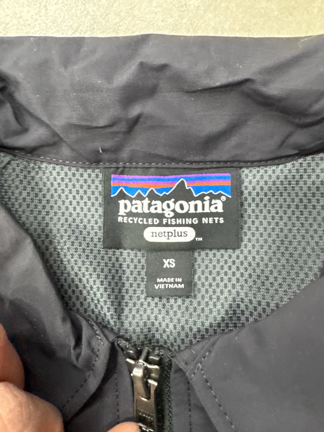 파타고니아 배기스 나일론 봄버 XS 상품이미지4