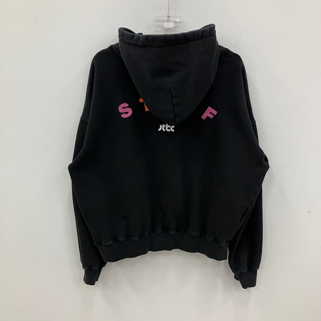 아이앱 스튜디오 x JTBC 빅로고 후드집업 L 상품이미지2