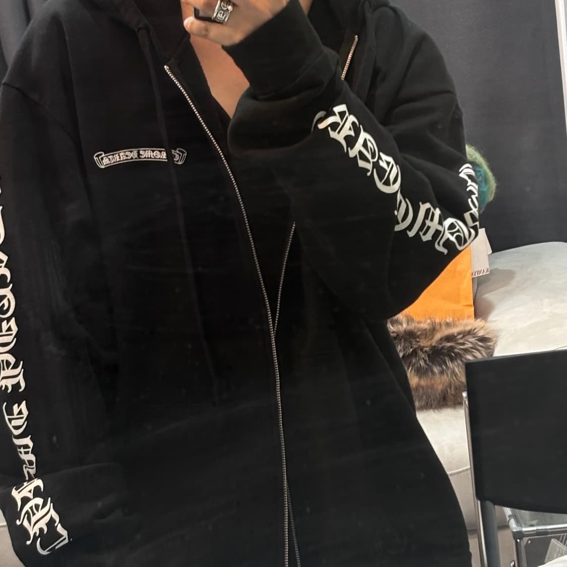 [XL] 크롬하츠 스크롤 로고 후드 집업 상품이미지4