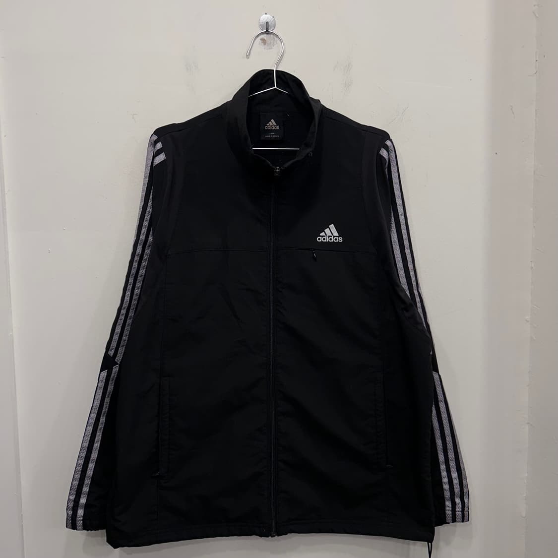 아디다스 올드스쿨 실버 트랙라인 절개 바람막이 상품이미지2