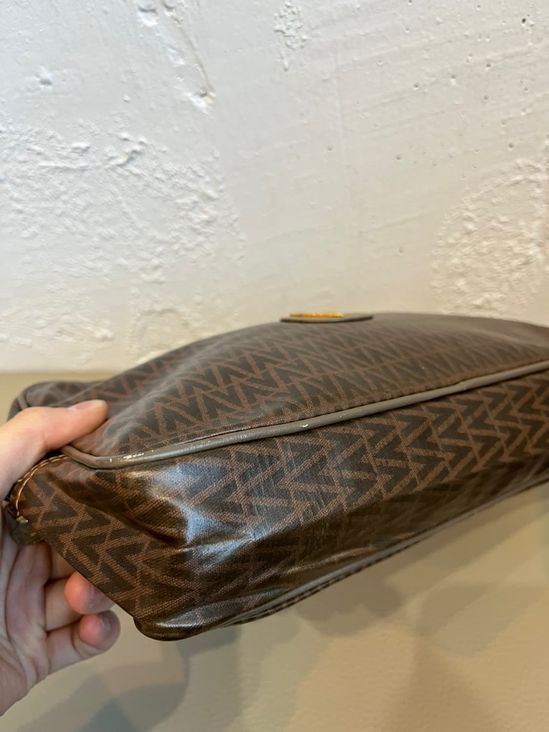 마리오 발렌티노 PVC 클러치백 Made in ITALY 상품이미지3