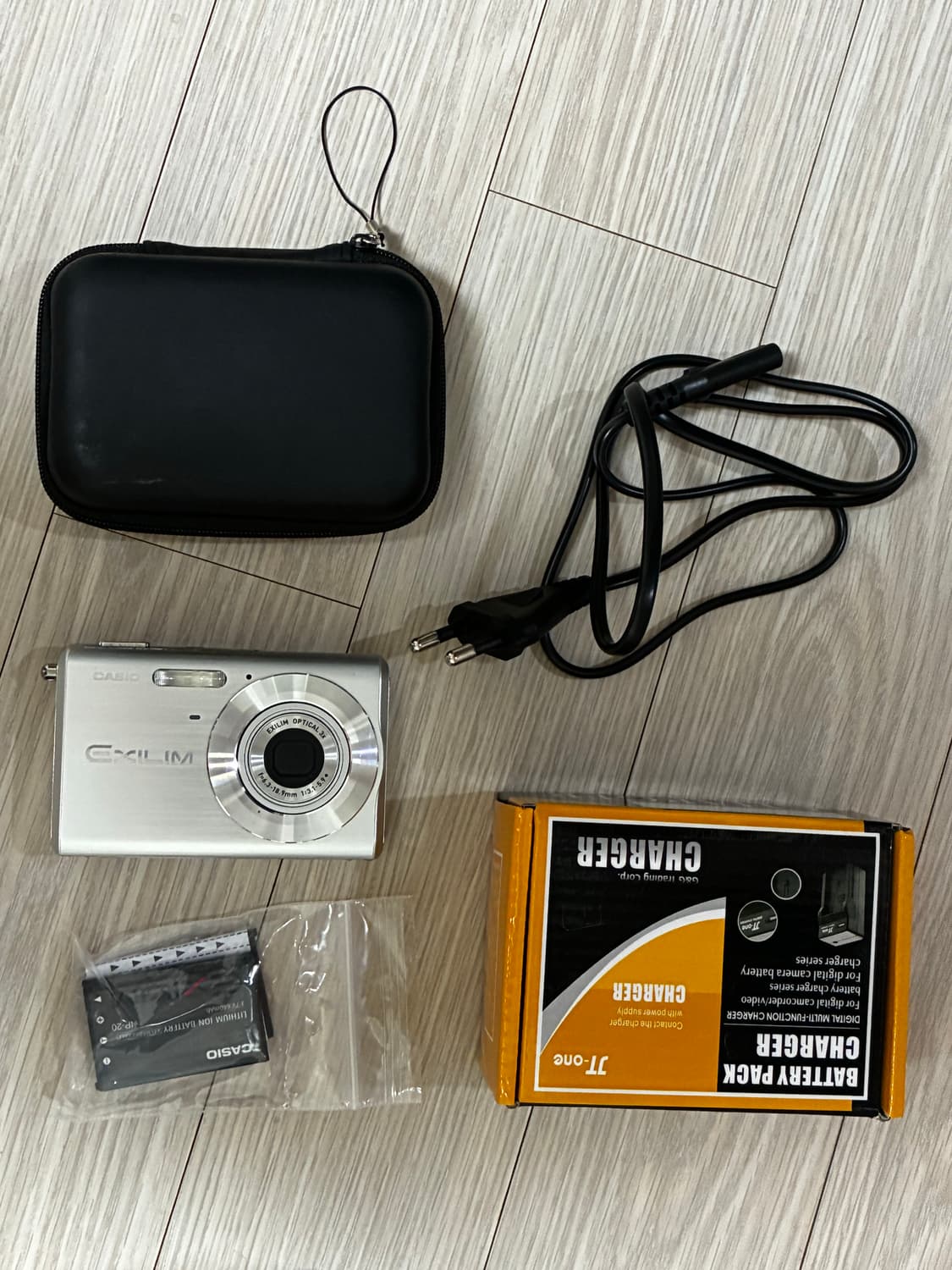 카시오 Exilim EX-Z60 실버 빈티지 디카 상품이미지1