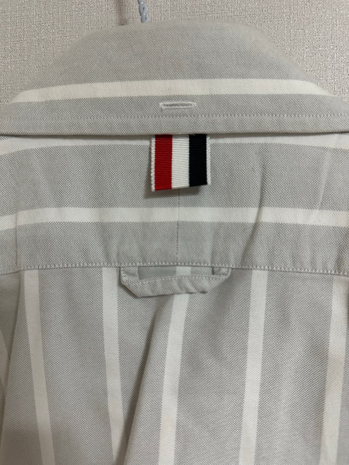 [정품] 톰브라운 베이스볼 자수 스트라이프 옥스퍼드 셔츠 (1사이즈) 상품이미지4