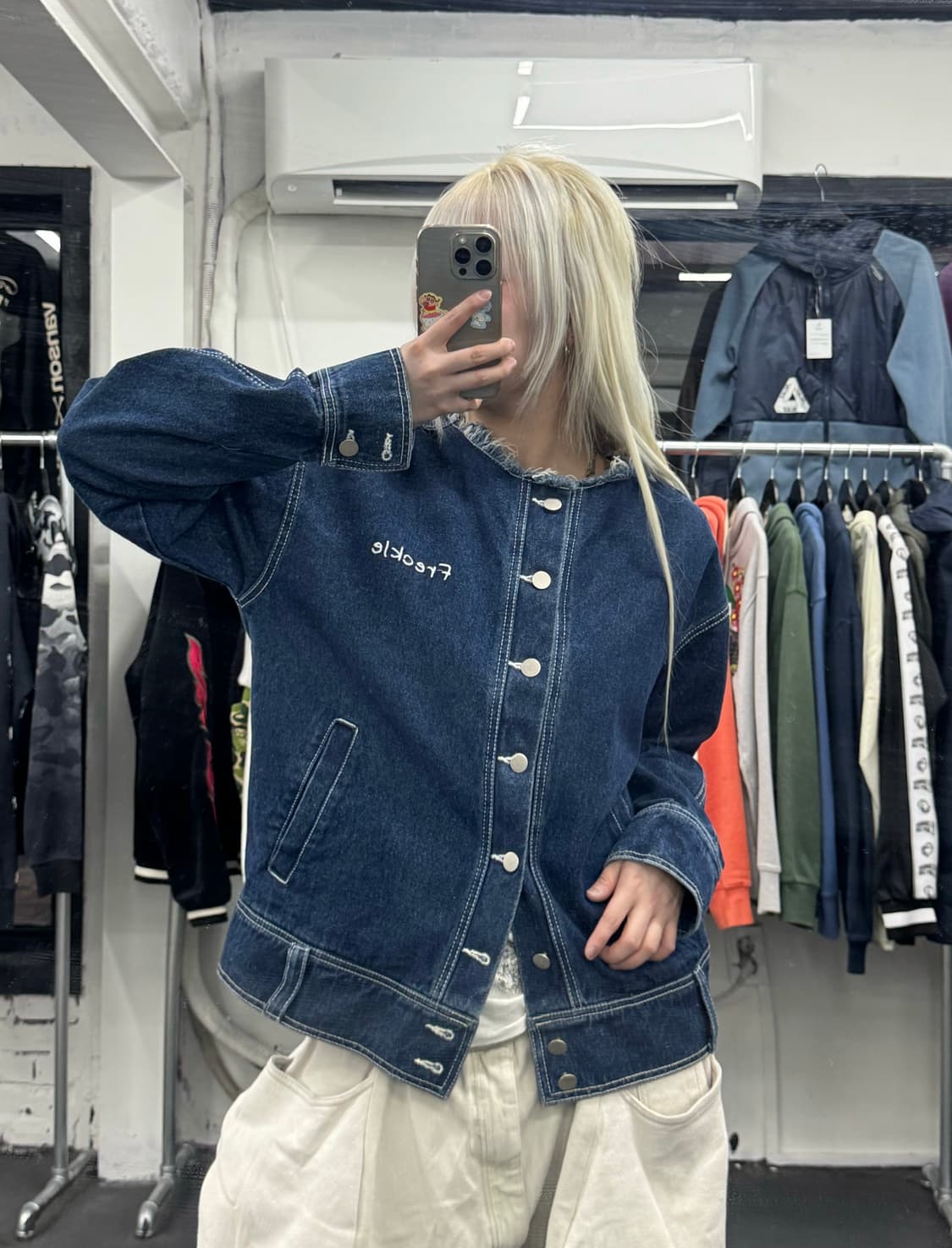 아더에러 넥리스 빅로고 데님자켓 상품이미지2