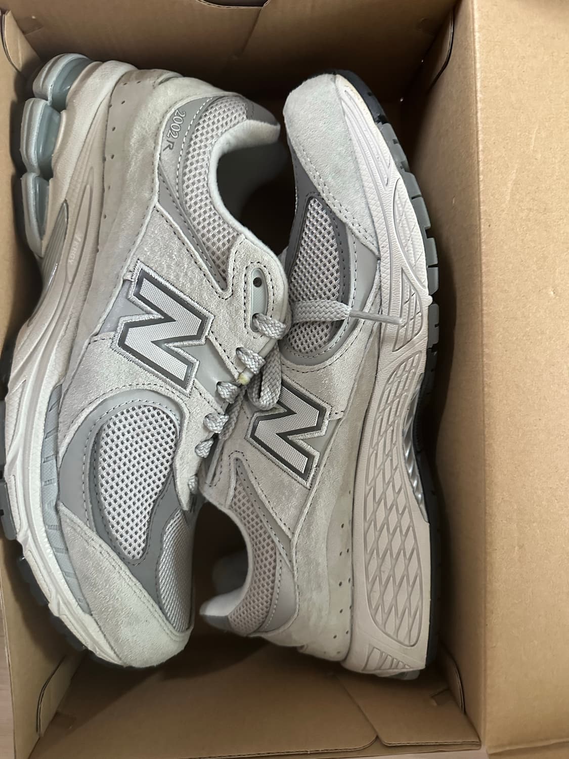 뉴발란스 2002r 그레이 270 상품이미지1