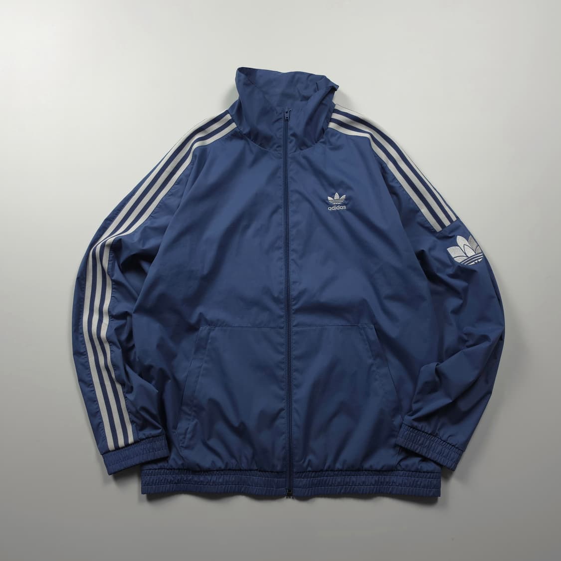 아디다스 신형 트레포일 빅로고 나일론 우븐 트랙 바람막이 (XL) 상품이미지2