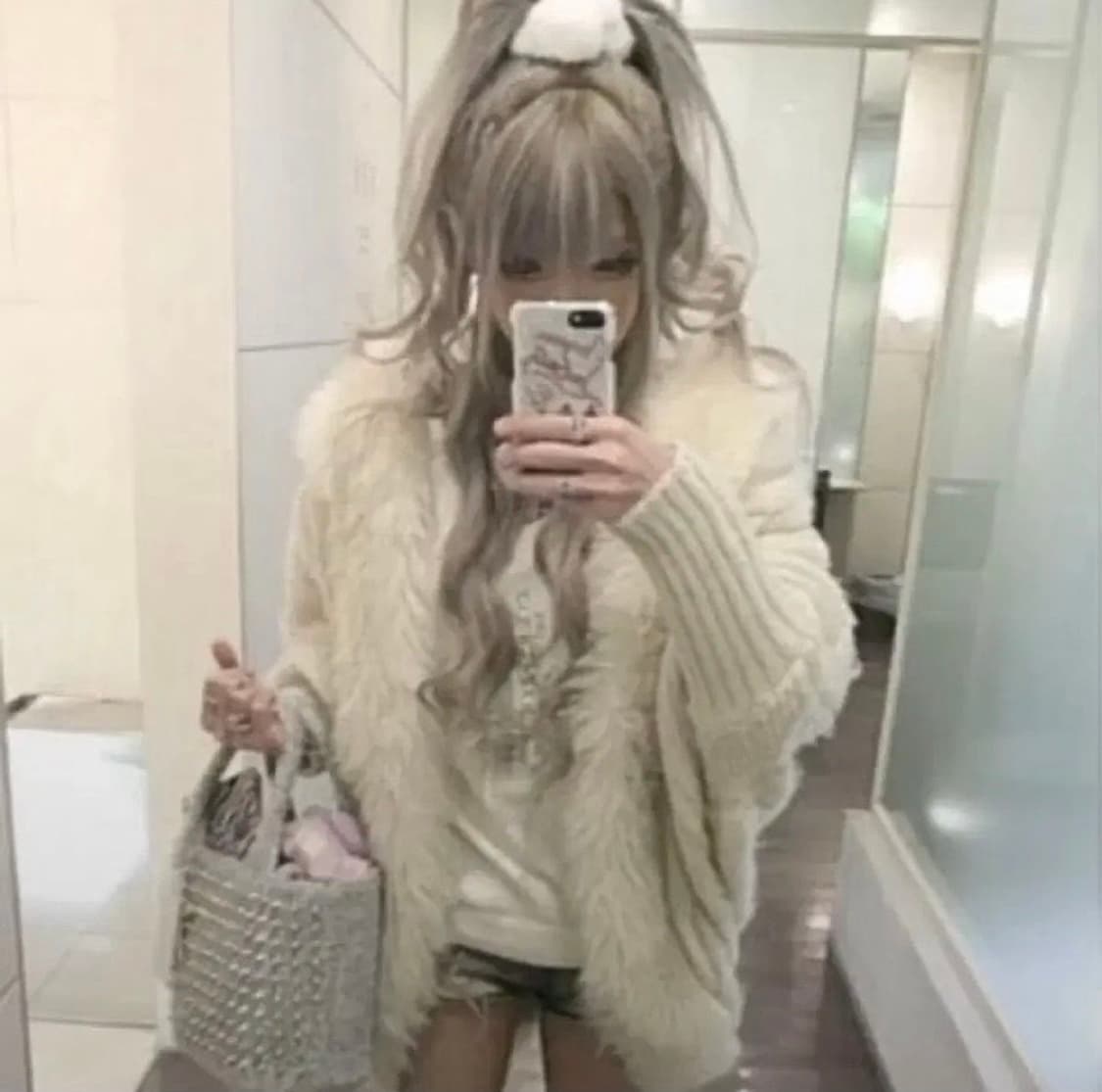 Datura 블랙 퍼 후드 니트 가오리핏 자켓 갸루 오네갸루 일브 상품이미지1