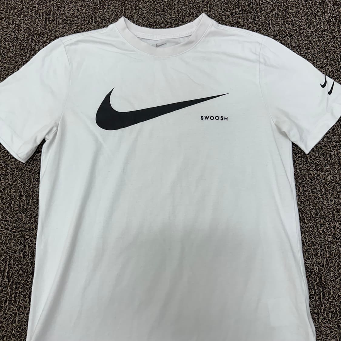 NIKE 나이키 여성 반팔티셔츠 화이트 M 상품이미지2