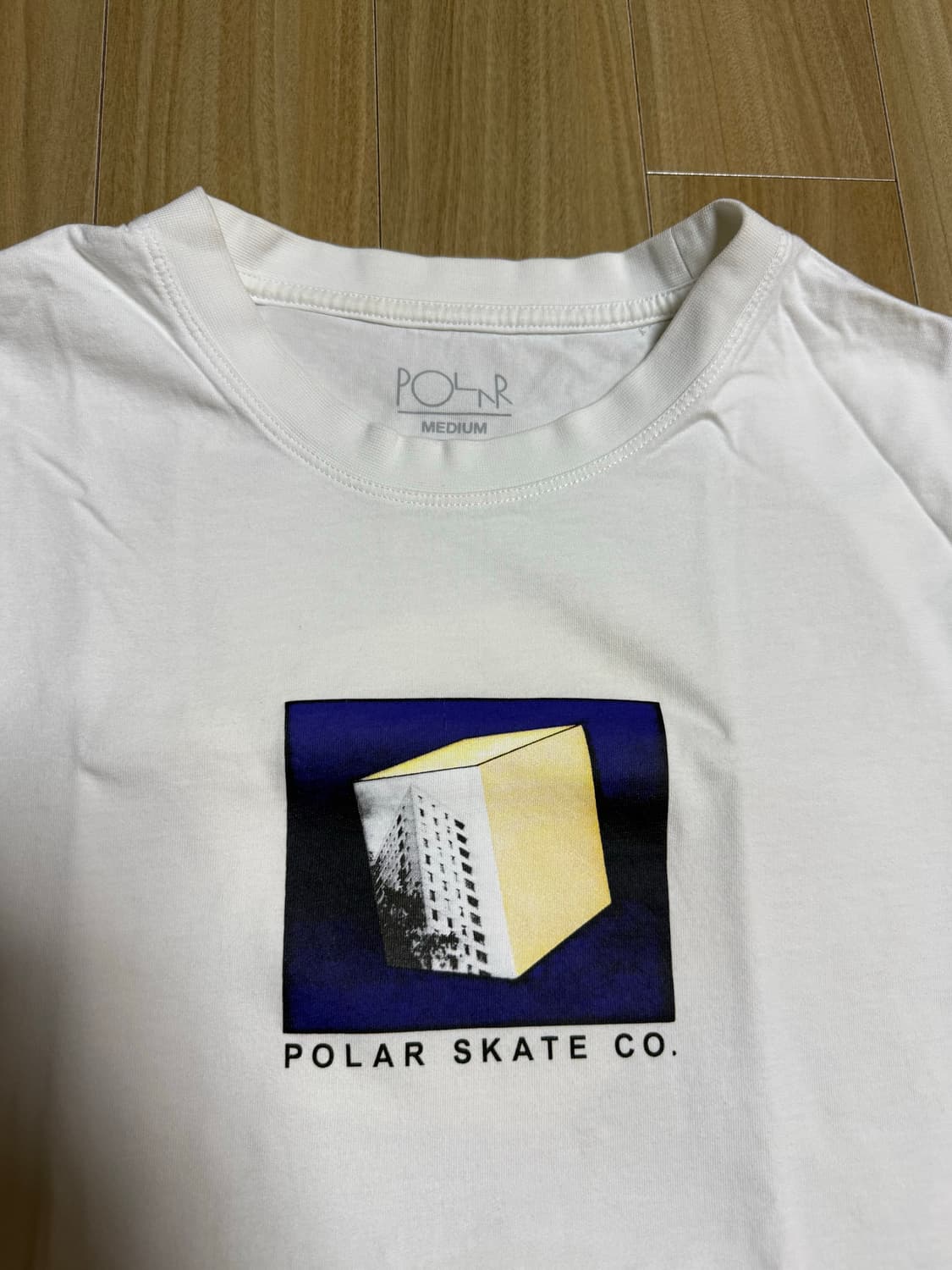폴라스케이트 티셔츠 상품이미지2