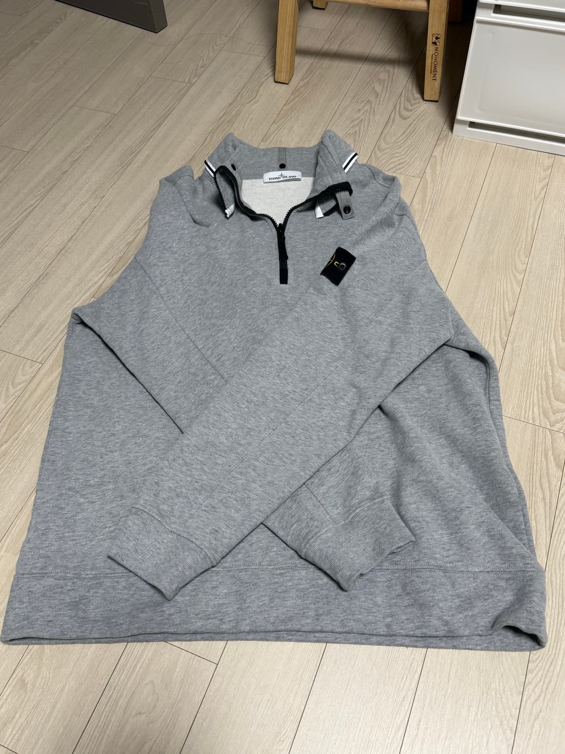 스톤아일랜드 반집업 맨투맨 상품이미지2