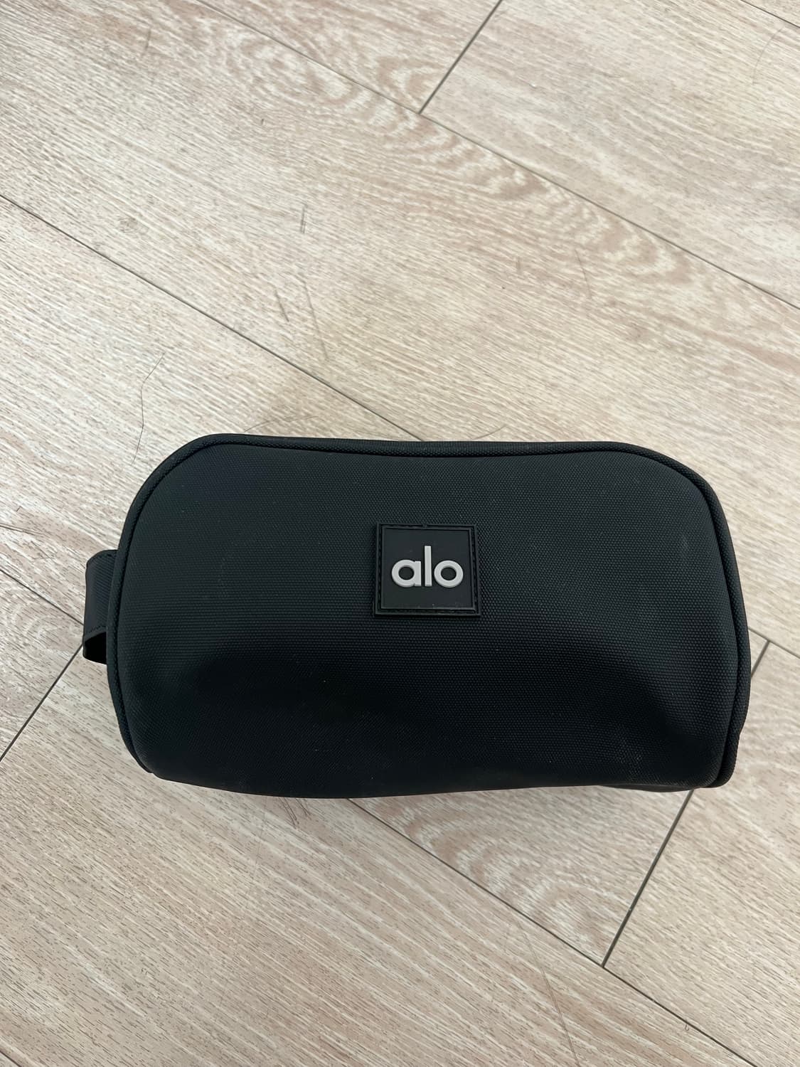 알로 요가 블랙 파우치 가방 상품이미지1