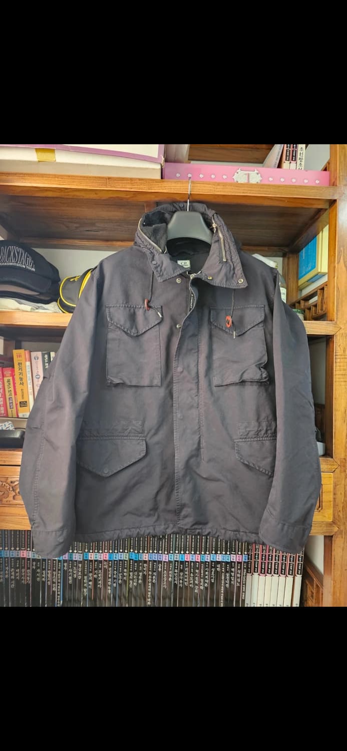 전국 유일 매물입니다. 원가60만대. 씨피 cp컴퍼니 야상 자켓 팝니다  상품이미지1