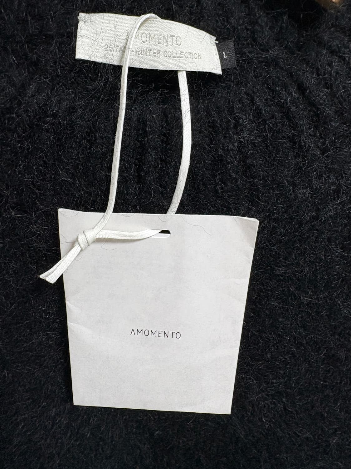 아모멘토 hairy rounded pullover 니트 블랙 상품이미지5