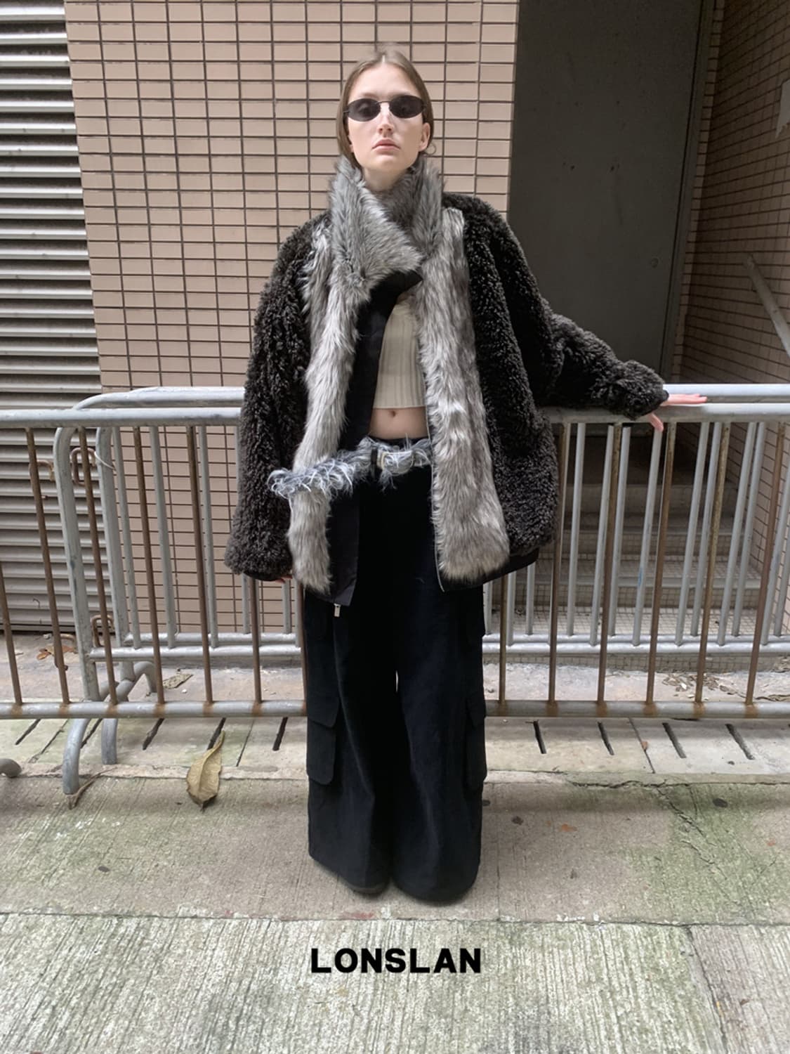 lonslan 하이넥 리버서블 퍼자켓 lamb wool 상품이미지7