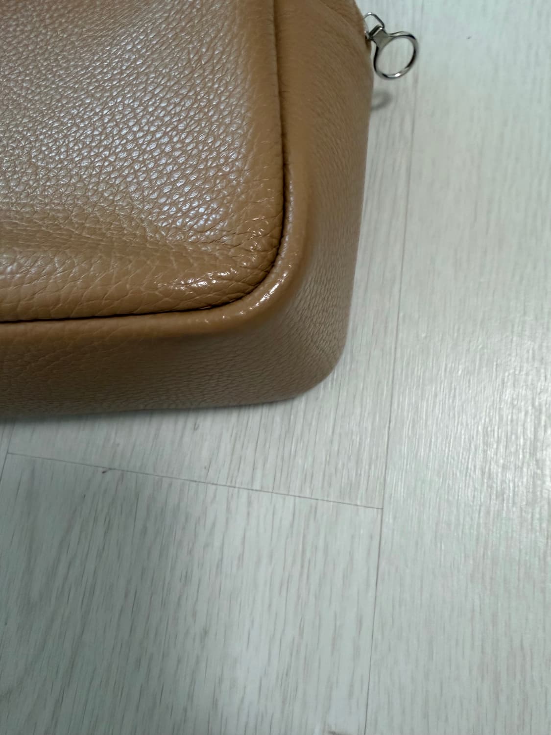 아에타 스퀘어 토트백 상품이미지4