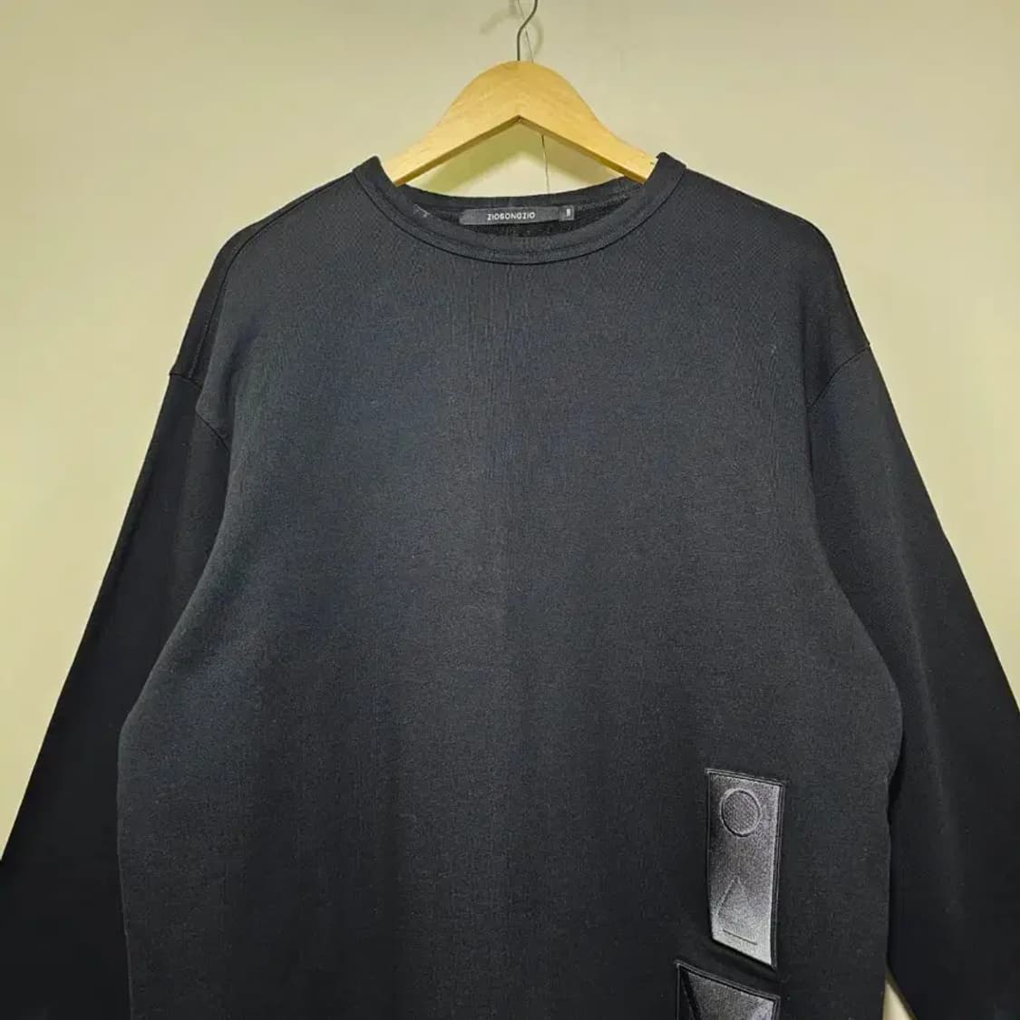 지오송지오 블랙 맨투맨 100 상품이미지5