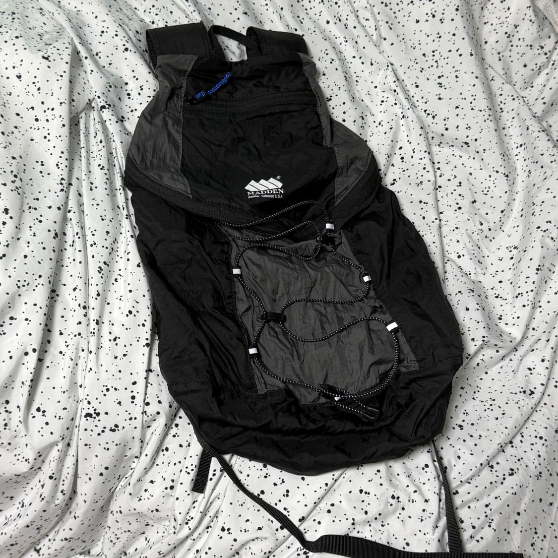 매든 스크리 나일론 백팩 블랙 상품이미지1