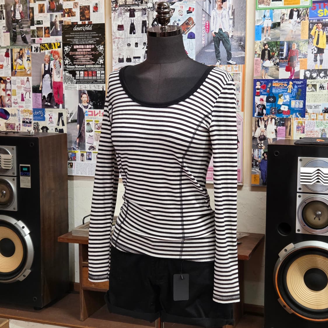 JPN 스트라이프 슬림핏 U넥 롱슬리브 상품이미지2