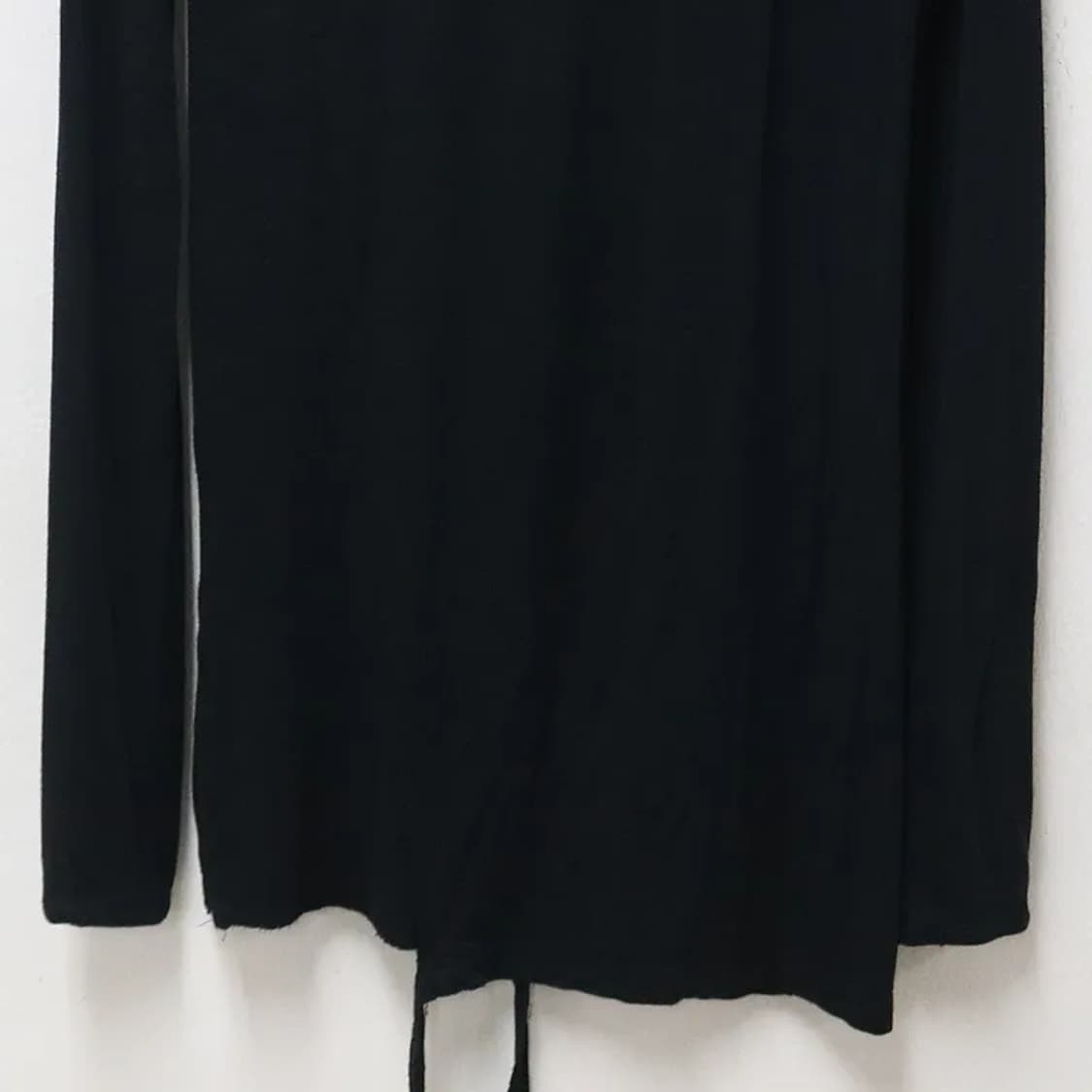 SLY 딥넥 커티드 긴팔 티셔츠 63429 상품이미지5