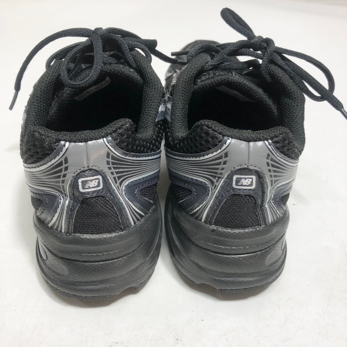 뉴발란스 740 블랙 225 상품이미지5