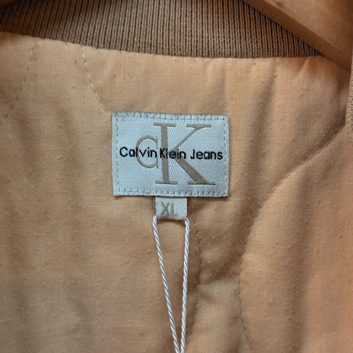 캘빈 클라인 이중카라 투포켓 봄버 자켓 상품이미지9