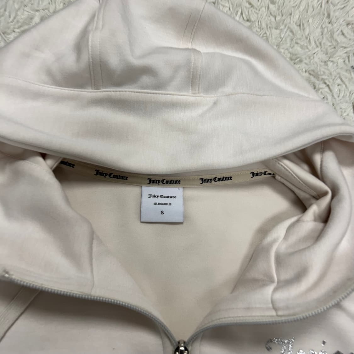 Juicy Couture Ivory Cubic Hood Zip-up 상품이미지7