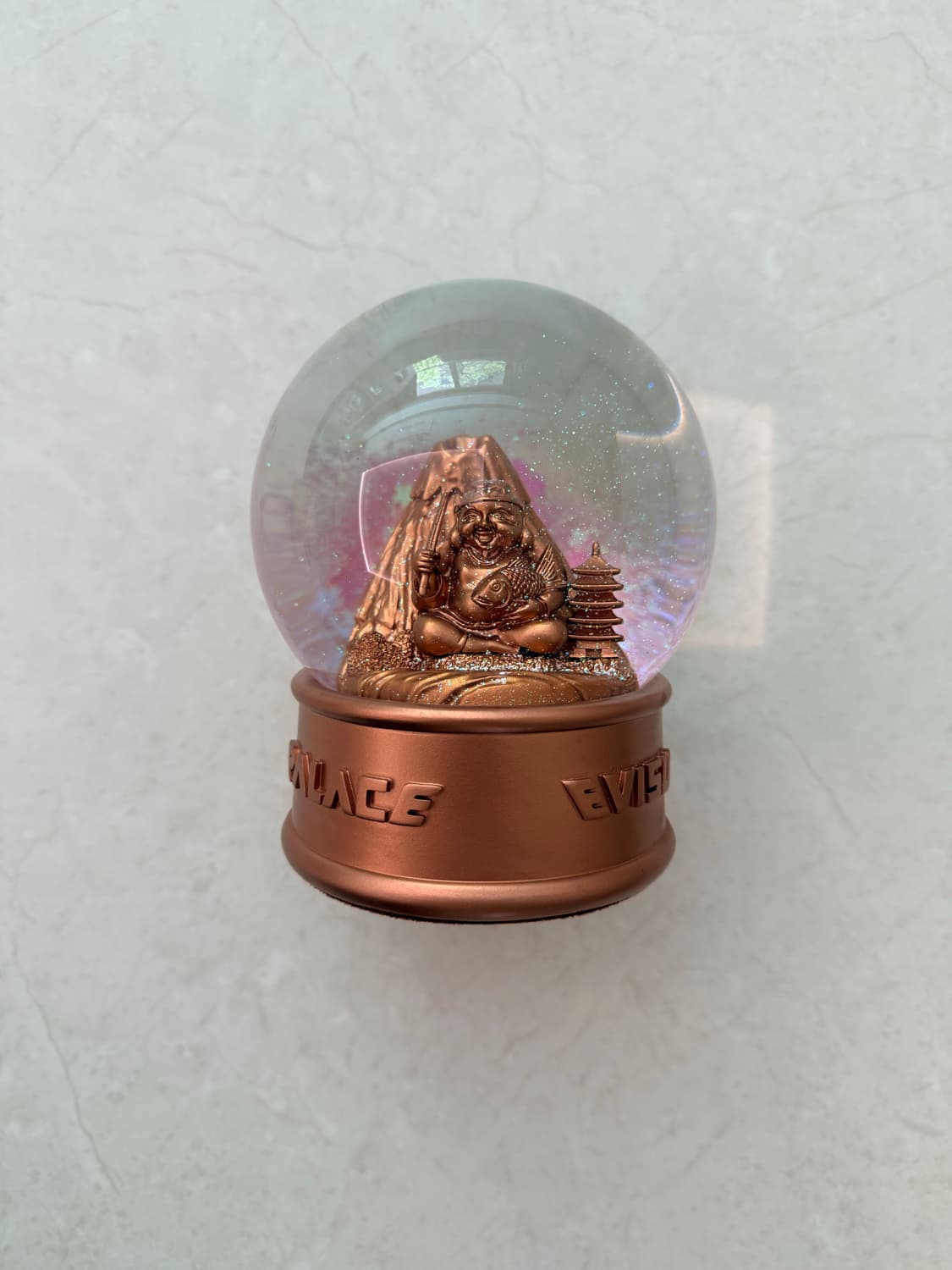 Palace Evisu Jolly God Snow Globe 상품이미지1