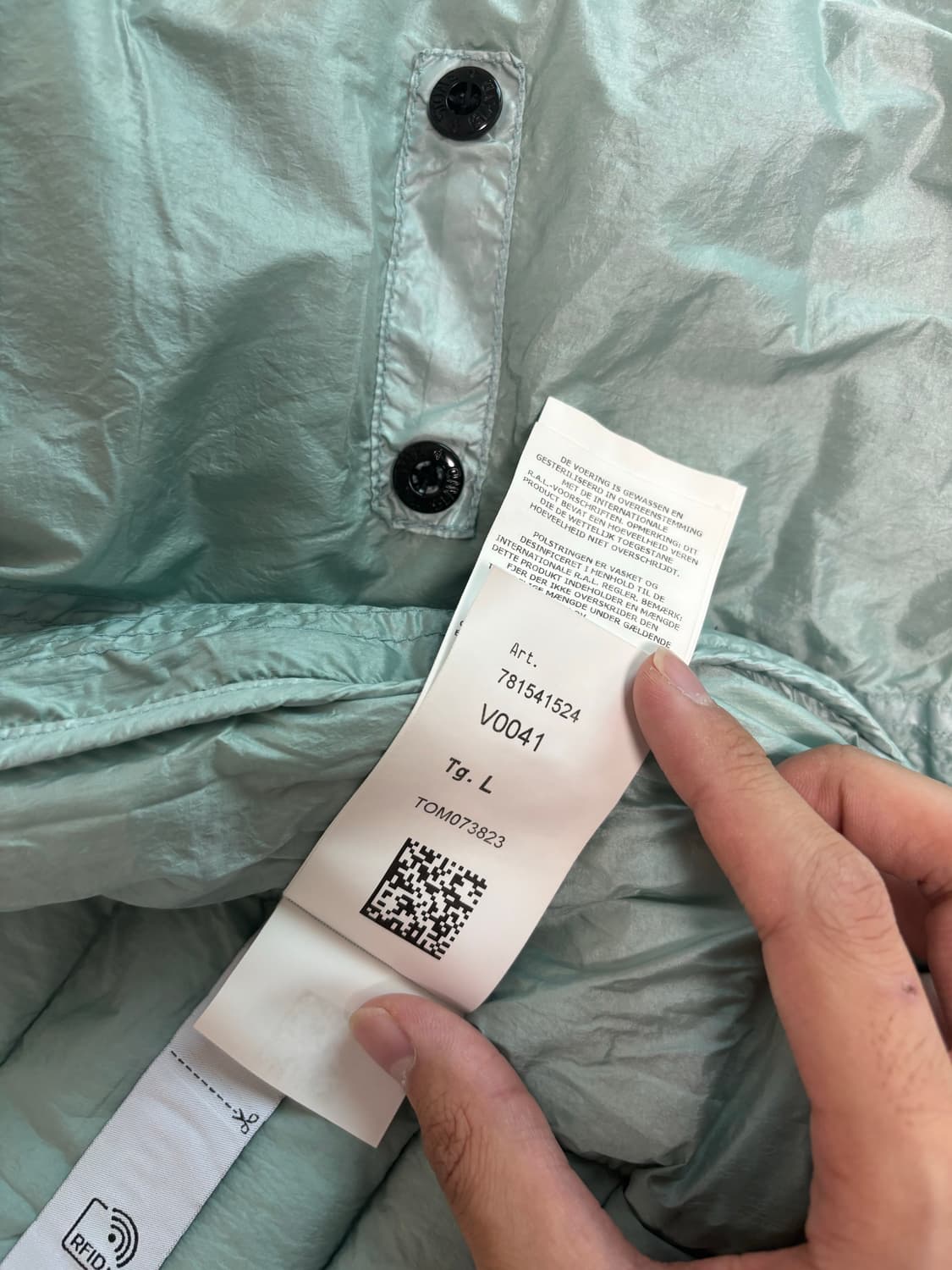 (L) 스톤아일랜드 룸우븐 경량패딩 논후드 아이스블루 상품이미지5