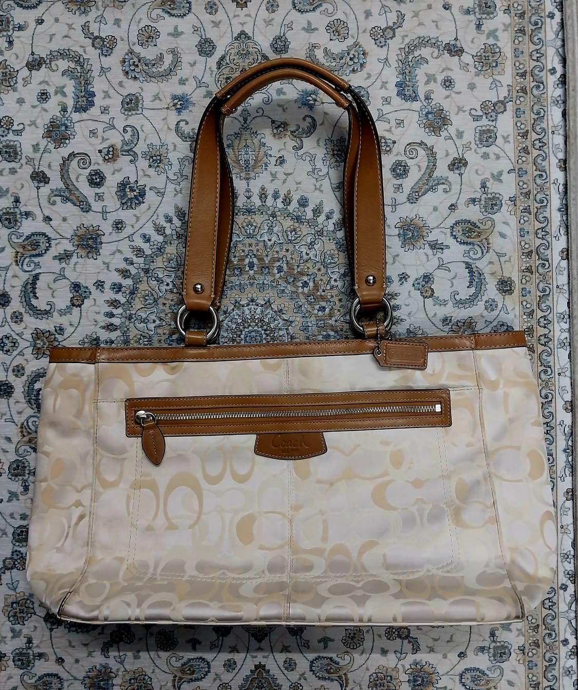 코치 시그니처 숄더백 아이보리 상품이미지1