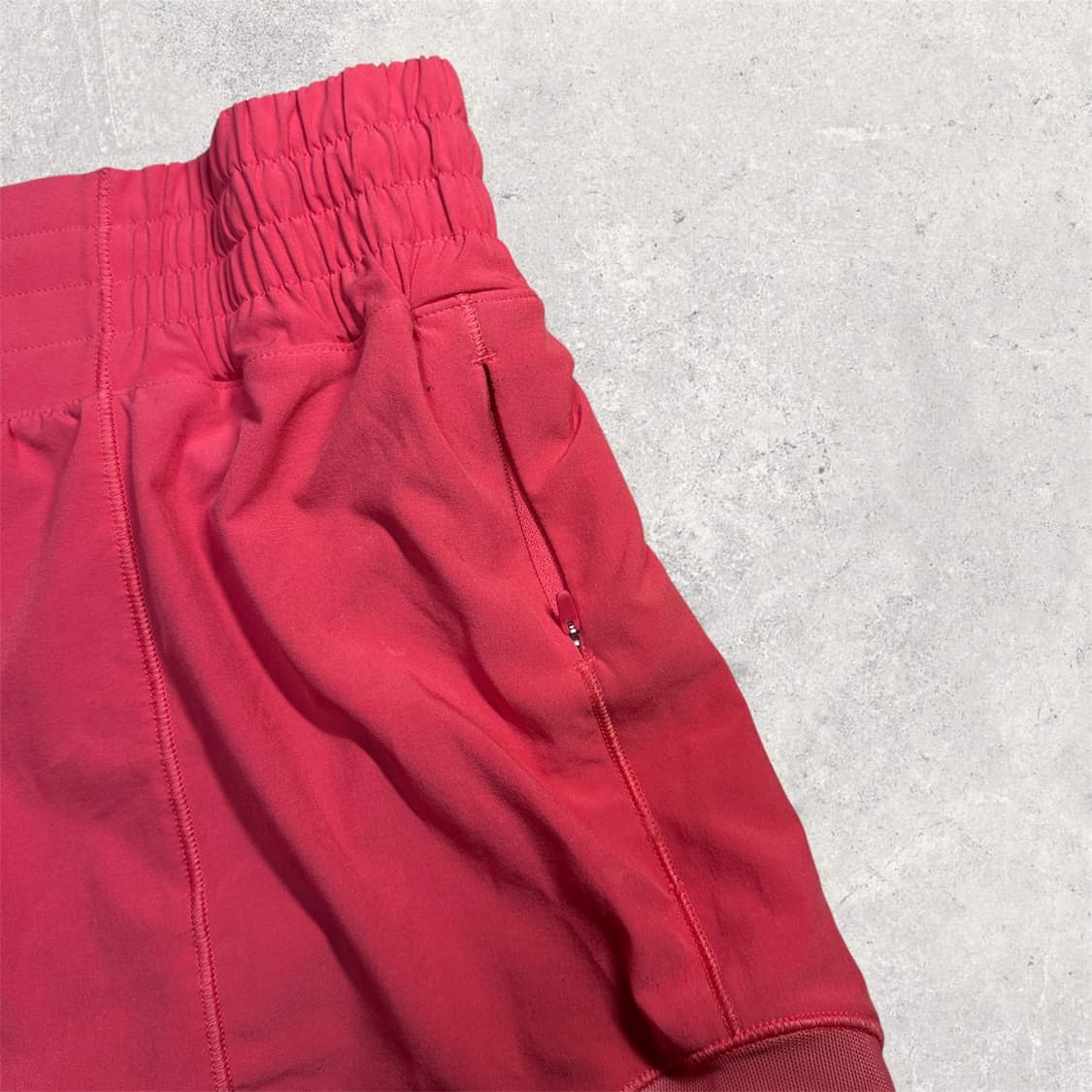 룰루레몬 핫티 핫 하이라이즈 러닝 쇼츠 XL 상품이미지4