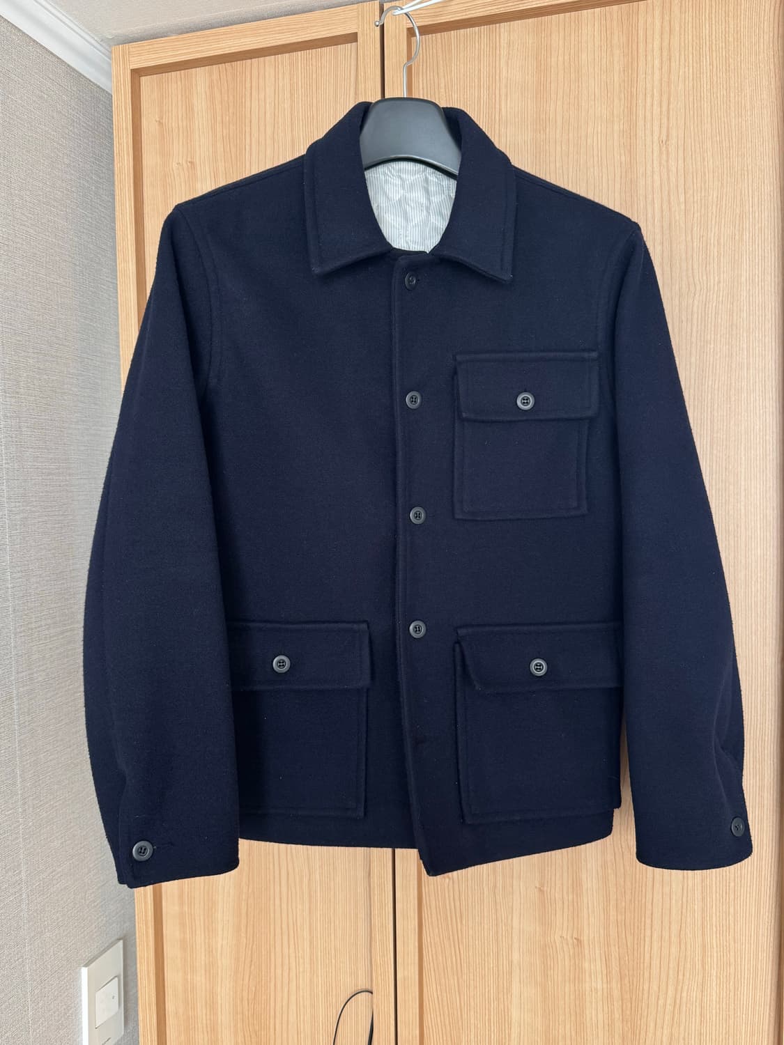 네이비 숏코트 판매합니다. (국내 브랜드) 상품이미지1